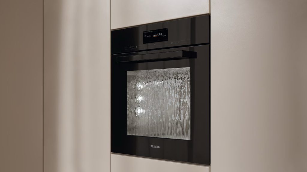 Four encastrable Miele avec fonction HydroClean